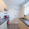 3 Bedroom Saks - 2 Living Area House in Newland Ave Hull