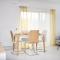 Sunset Resort, Nadmorska 106