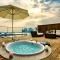 InterContinental Qingdao by IHG - Inside the Olympic Sailing Center - Čching-tao