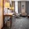 CITYHOTEL