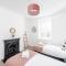 Modern & Spacious 2 Bedroom Maisonette