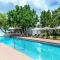 Centara Q Resort Rayong - Mae Pim