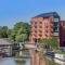 Chester City Centre Waterfront Apartment