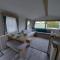 Woofles Luxury Caravan at Knaresborough Lido - Knaresborough