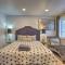 Modern Anchorage Getaway, Steps from Coastal Trail - 安克雷奇