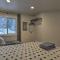 Modern Anchorage Getaway, Steps from Coastal Trail - 安克雷奇
