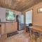 Pet-Friendly Cottage with Fire Pit - 3 Mi to SIU!