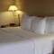 Days Inn & Suites by Wyndham Sunnyvale