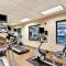 Holiday Inn Express Hotel & Suites Milwaukee-New Berlin by IHG