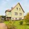 Pretty Farmhouse with Swimming Pool, Garden, Terrace, BBQ - Kröpelin