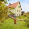 Pretty Farmhouse with Swimming Pool, Garden, Terrace, BBQ - Kröpelin