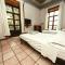 Hotel Colonial