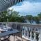 Apartment Bor - on the beach