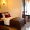 Hotel Aztlan