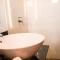UNWND Boutique Hotel Makati