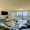 Main Beach Waterfront Apartment
