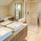 Gwestyr Emlyn Hotel