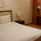 Vabien Suite 1 Serviced Residence