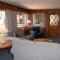 11B Sequoia House - واونا