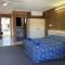 Sandpiper Motel