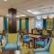 Holiday Inn Express Hotel & Suites Orlando East-UCF Area, an IHG Hotel - Orlando