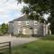 Moate Lodge