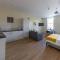Hereford City Centre - Apartment 6, Isabella House - Modern Apartment In The Heart of The City - Sleeps 4 Guests - Hosted by RENTMYHOUSE