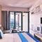 Carine Hotel Delfin