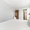 Captivating 1BR Apt with Full Kitchen - Belmont I4