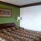 OYO Hotel Kings at Clovis