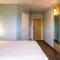 ibis Marilia