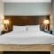 Staybridge Suites St. Petersburg FL by IHG - St Petersburg