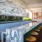 PIER 57 - 410 Amazing 2 BR Condo Romantic Zone