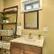 Scenic Studio with Loft and View of the Columbia River - Carson