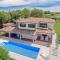 Holiday Home Fratrici by Interhome