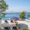 Apartment Iris by Interhome