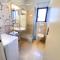 Seaview & Beachfront Apartments Jakov