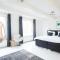 Mokum Suites