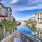 Private Dock and Balcony Waterfront Sparks Home - سباركس