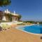 Villa with beautiful see views & spacious garden