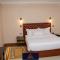 HOTEL TAJI
