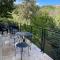 HOME SWEET HOME 2 pièces 42 m2 Chambre, salon, cuisine, grande terrasse, parking proche centre ville et mer