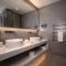 Grace Hotel, Auberge Collection