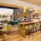 Holiday Inn Brentwood by IHG