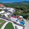 Holiday house Villa Glicinia with hydro-massage pool - Donji Humac