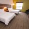 Holiday Inn Express Hotel & Suites-Hinton - Hinton