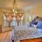 Historic Hot Springs Home Less Than 1 Mi to Oaklawn!