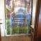 Historic cabin off I-77, views, antiques, Wi-fi, wonderful experience for 2!
