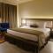 Regent Plaza Hotel & Convention Center
