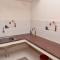 Thirumalai Home Stay - Group & Family Stay Room VL Swami Malai Temple